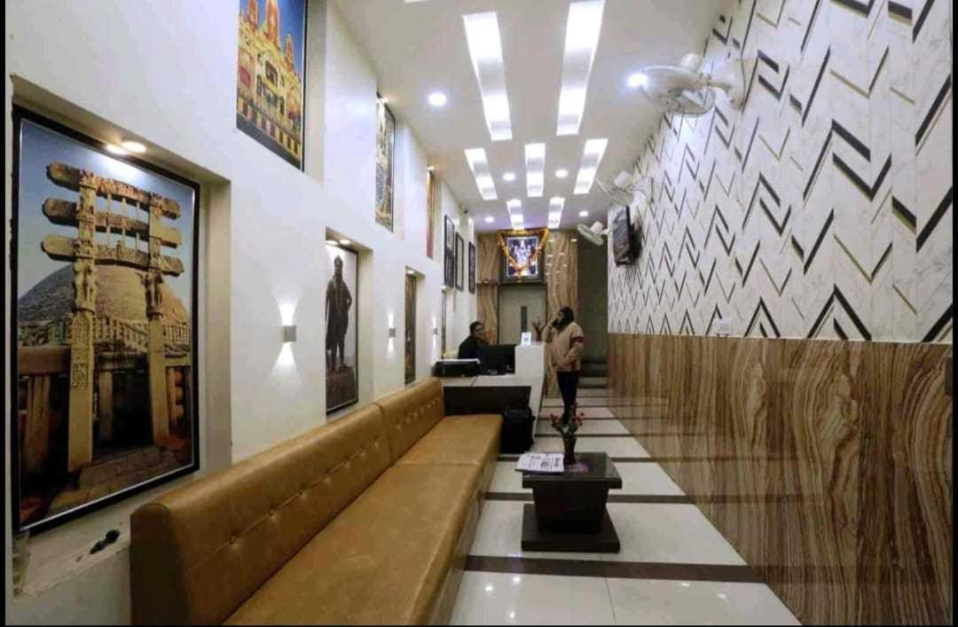 Oyo Shree Balaji Tower Hotel Bhopal Eksteriør billede